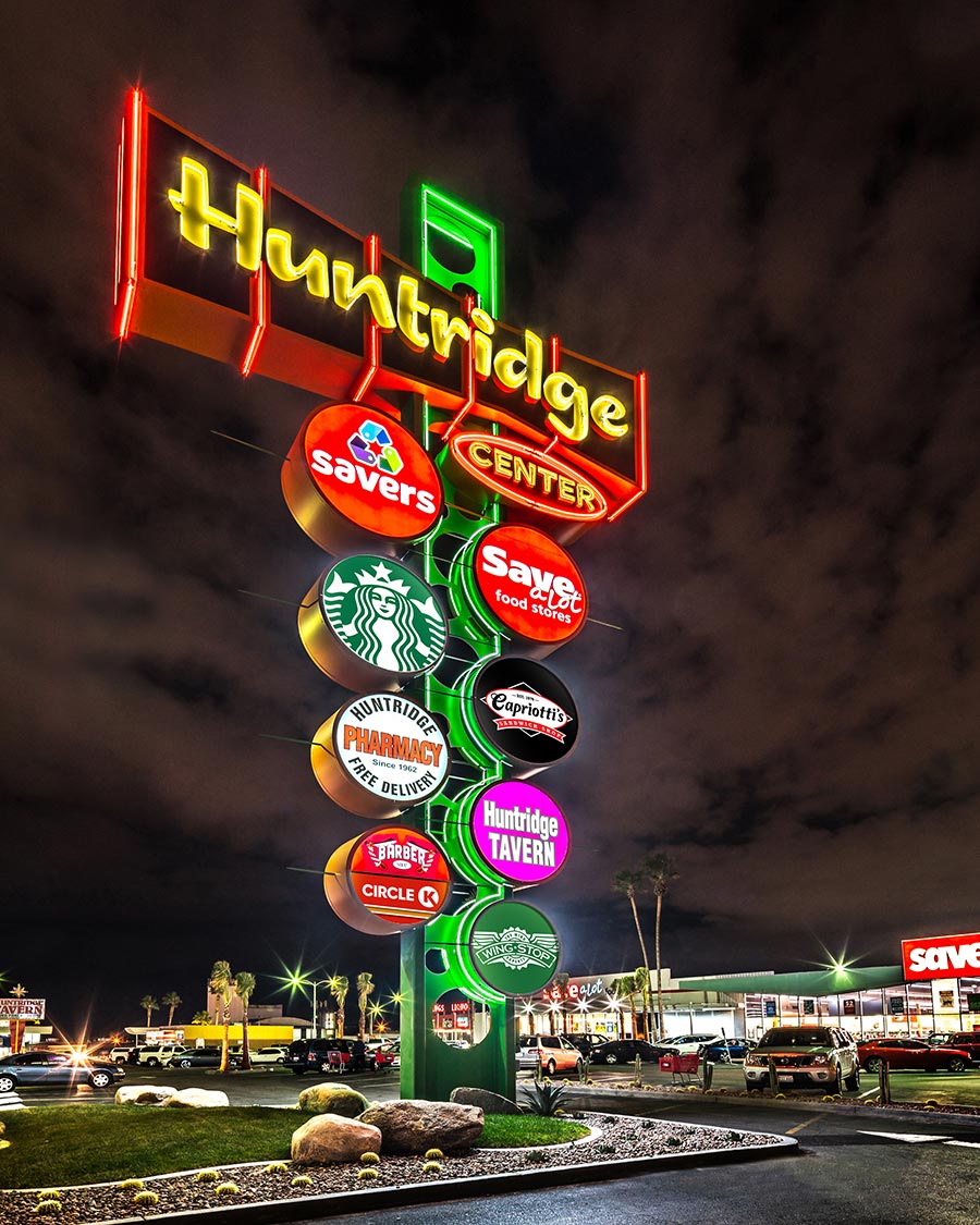 YESCO-Huntridge-Custom-Sign-1